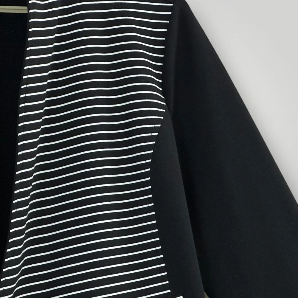 Chicos Jacket Womens‎ 3 (XL) Black White Stripe Open Front Knit Stretch Casual